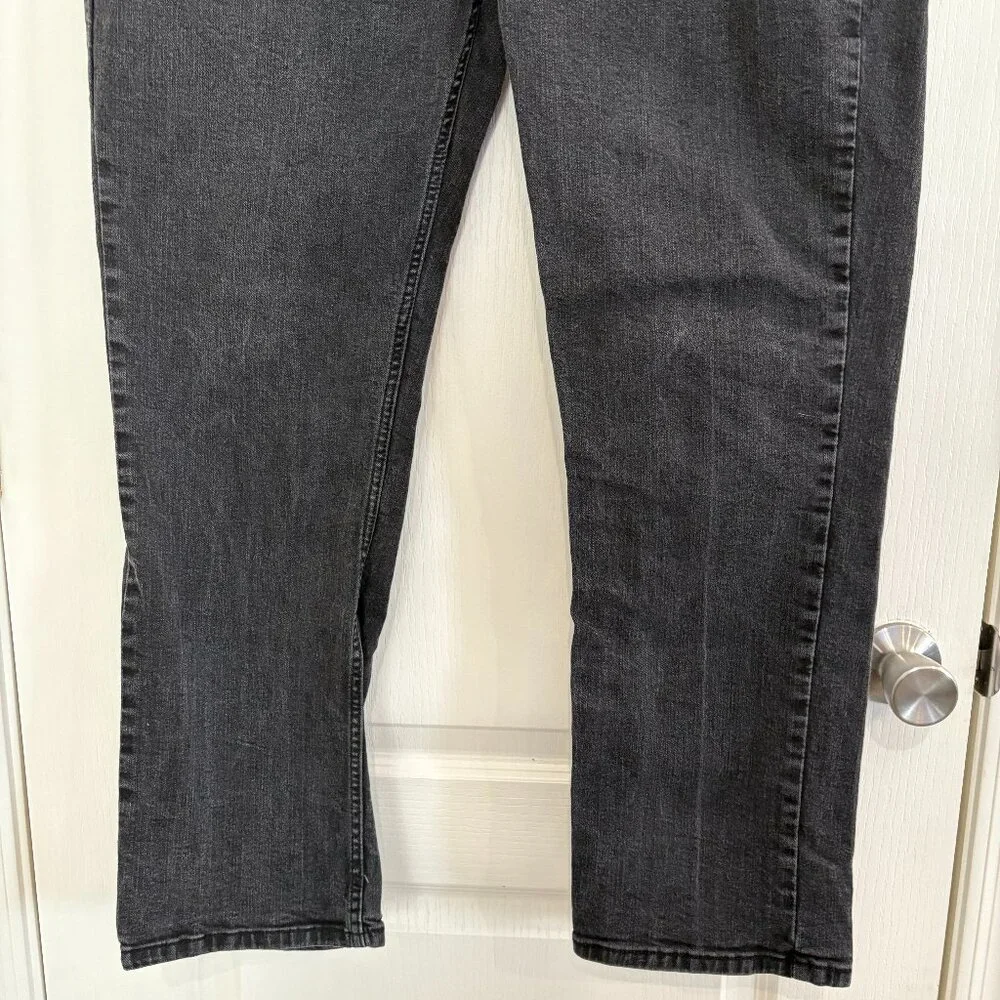 Levi's 514 Straight Fit Jeans 99% Cotton Black Midnight Men's Size 40 x 32